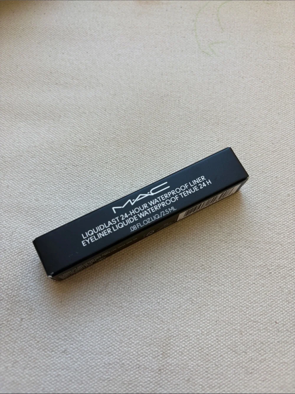 MAC Cosmetics Liquidlast 24-Hour Waterproof Liquid Eyeliner in Point Black